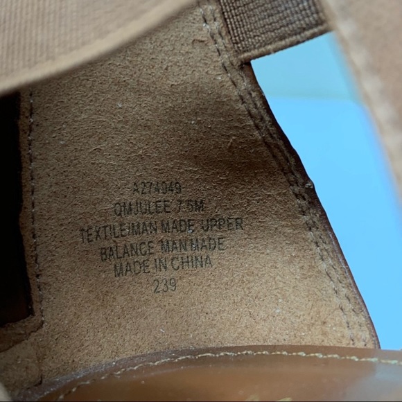 Marc Fisher Julee Brown Gladiator Sandals - Picture 6 of 15